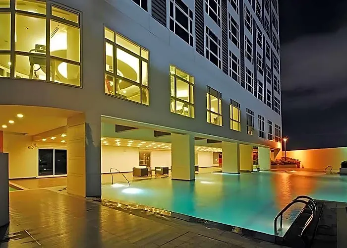Hotel Lovely 2-bedroom Loft With Panoramic Skyline View