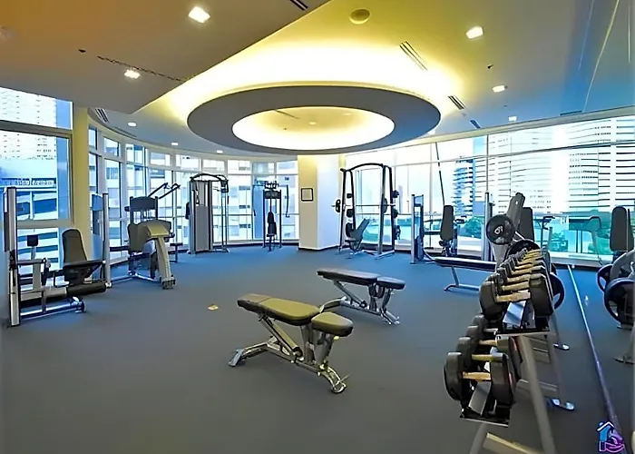 Lovely 2-bedroom Loft With Panoramic Skyline View 4* Manila