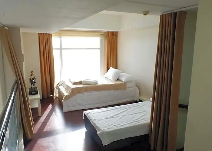 Hotel Lovely 2-bedroom Loft With Panoramic Skyline View 4*