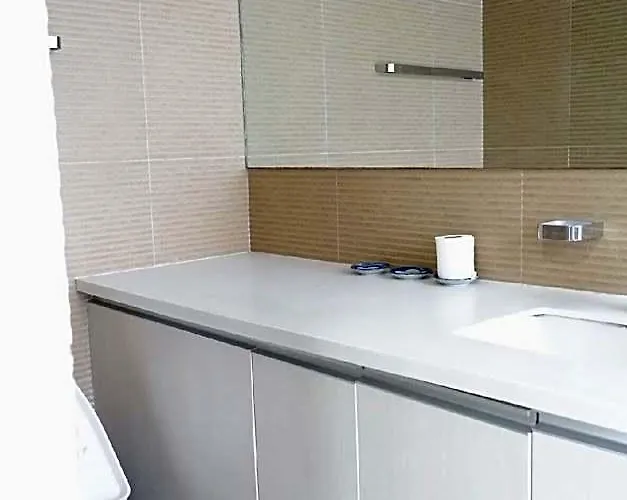 Hotel Lovely 2-bedroom Loft With Panoramic Skyline View 4*